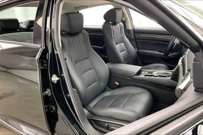 2019 Honda Accord Touring 2.0T