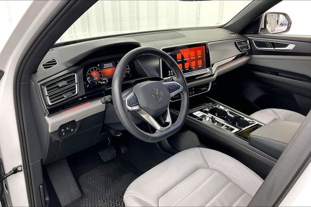 2024 Volkswagen Atlas Cross Sport 2.0T SEL
