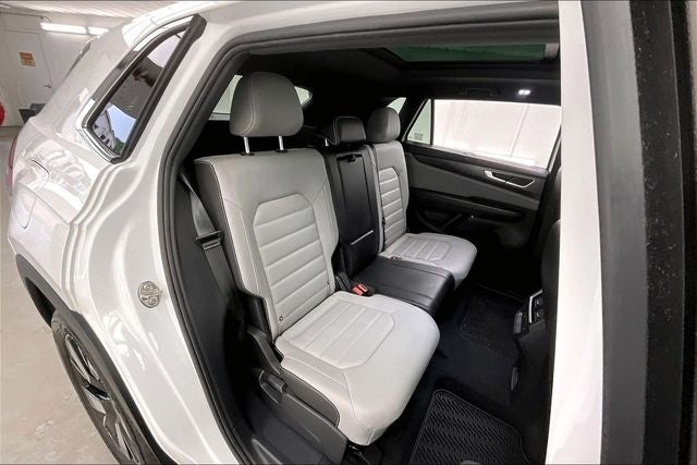 2024 Volkswagen Atlas Cross Sport 2.0T SEL