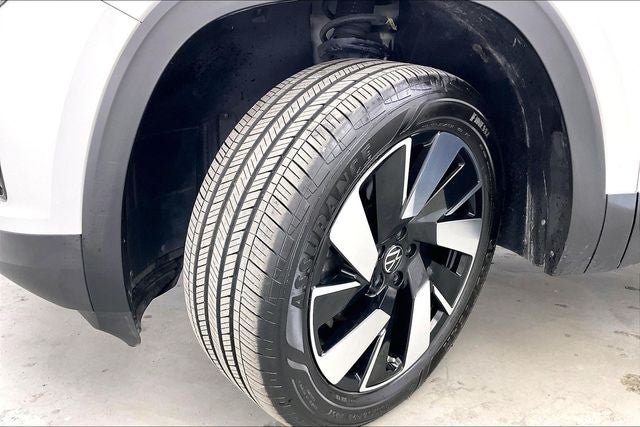 2024 Volkswagen Atlas Cross Sport 2.0T SEL