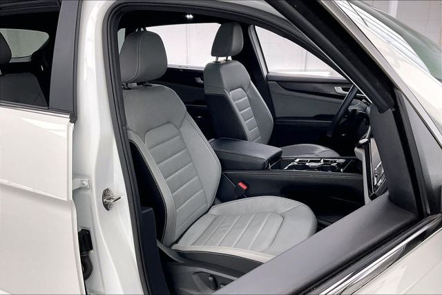 2024 Volkswagen Atlas Cross Sport 2.0T SEL