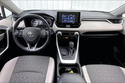 2020 Toyota RAV4 Hybrid XLE