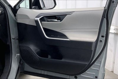 2020 Toyota RAV4 Hybrid XLE