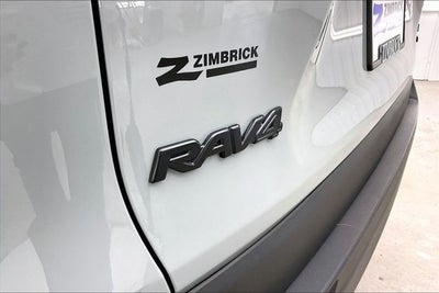 2020 Toyota RAV4 Hybrid XLE