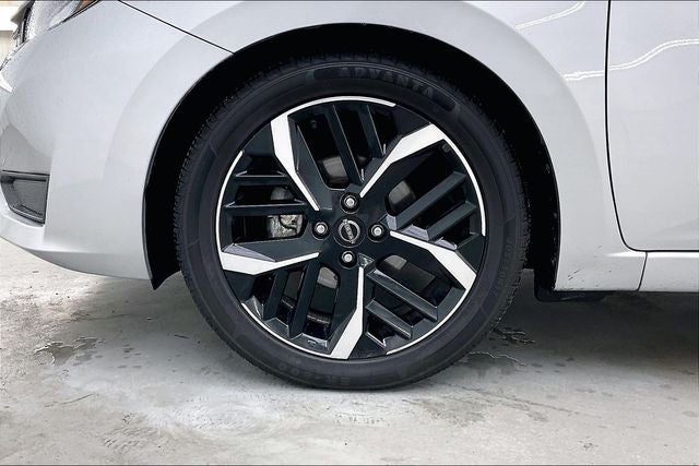 2024 Nissan Versa 1.6 SR