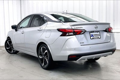 2024 Nissan Versa 1.6 SR