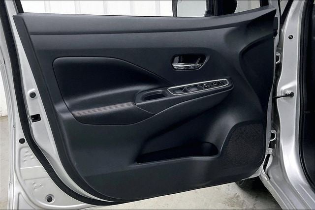 2024 Nissan Versa 1.6 SR