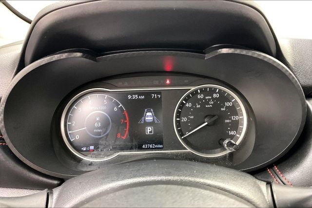 2024 Nissan Versa 1.6 SR