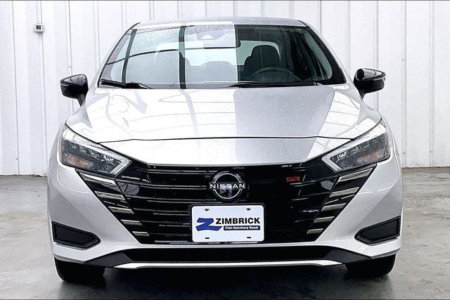 2024 Nissan Versa 1.6 SR