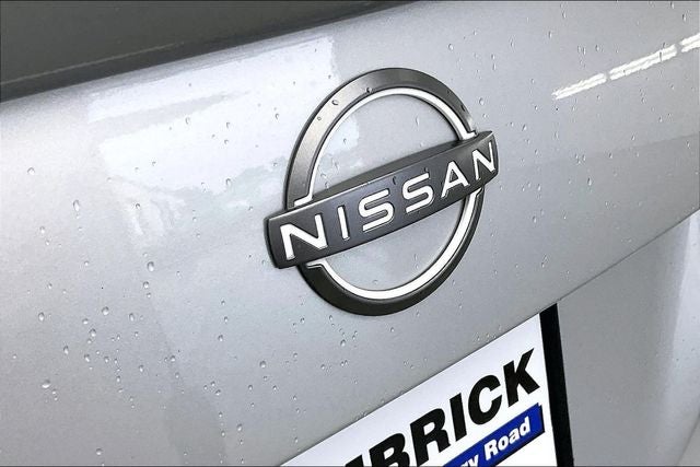 2024 Nissan Versa 1.6 SR