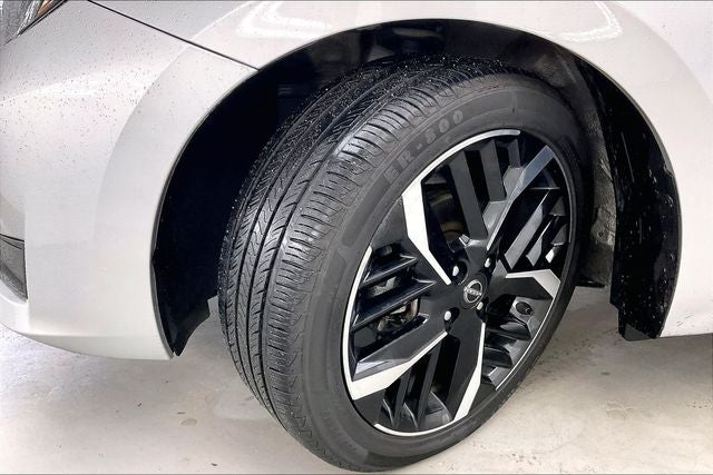 2024 Nissan Versa 1.6 SR