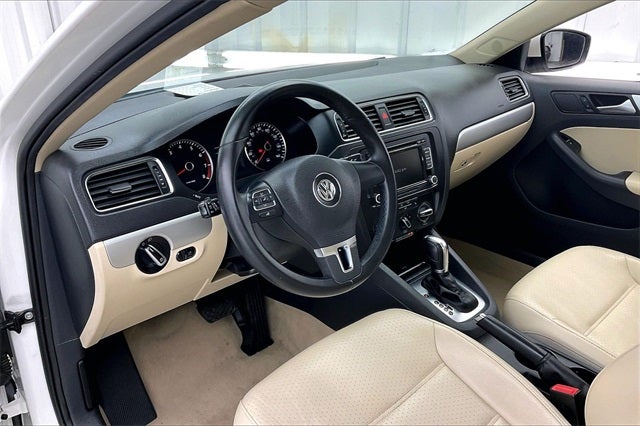 2013 Volkswagen Jetta 2.5L SE Convenience & Sunroof