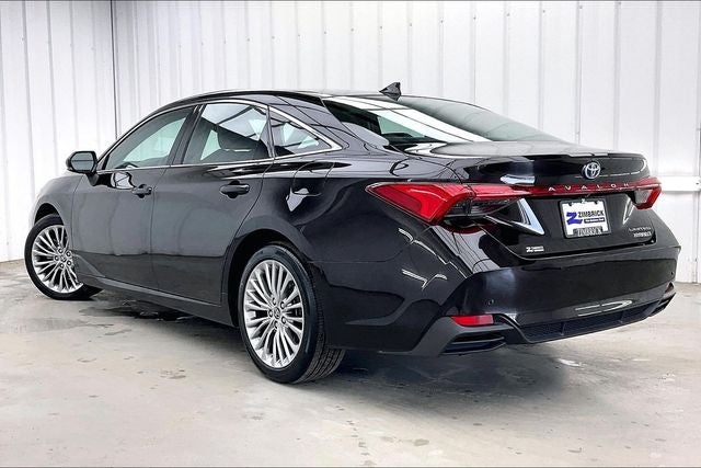 2022 Toyota Avalon Hybrid Limited