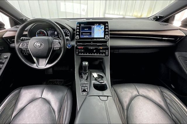 2022 Toyota Avalon Hybrid Limited