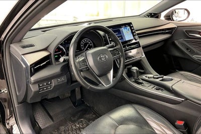 2022 Toyota Avalon Hybrid Limited