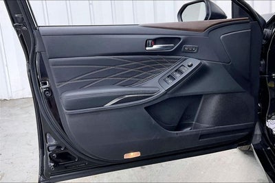 2022 Toyota Avalon Hybrid Limited
