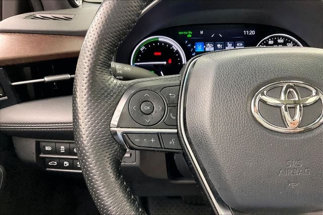 2022 Toyota Avalon Hybrid Limited