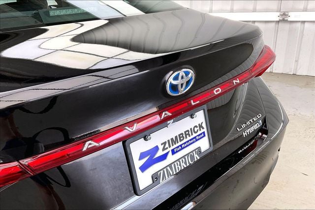 2022 Toyota Avalon Hybrid Limited