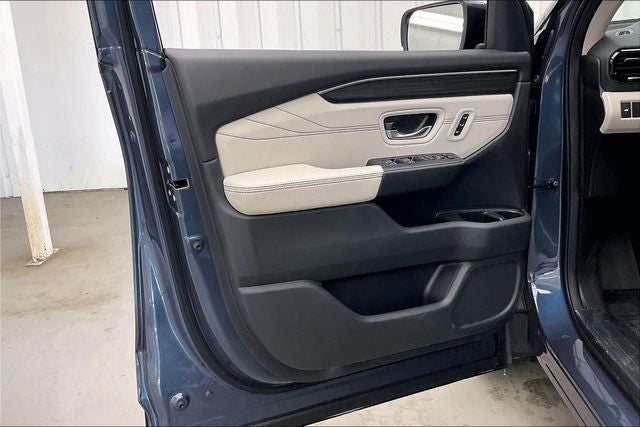 2026 Honda Pilot Touring InStock