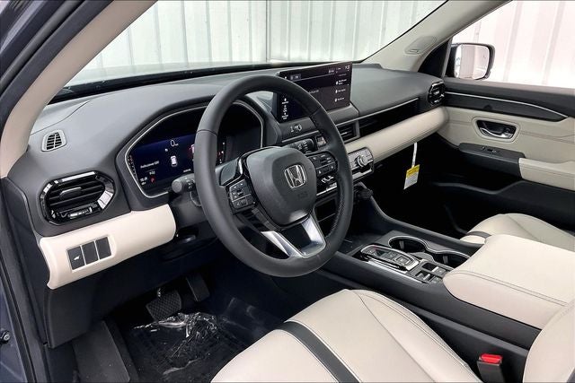 2026 Honda Pilot Touring InStock