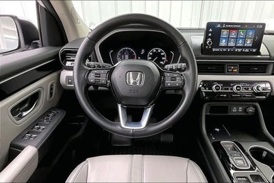 2023 Honda Pilot Touring