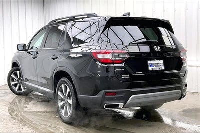 2024 Honda Pilot Touring