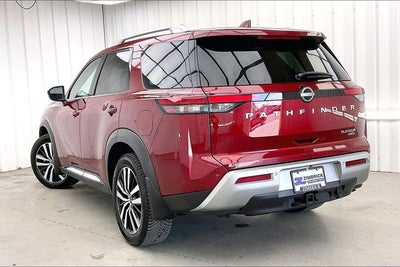 2023 Nissan Pathfinder Platinum