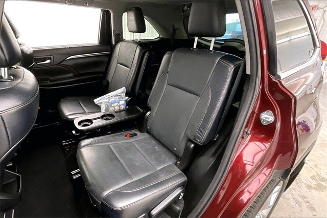 2016 Toyota Highlander Limited