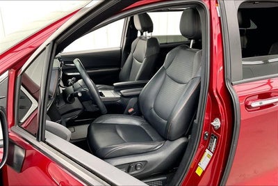 2021 Toyota Sienna XSE 7 Passenger