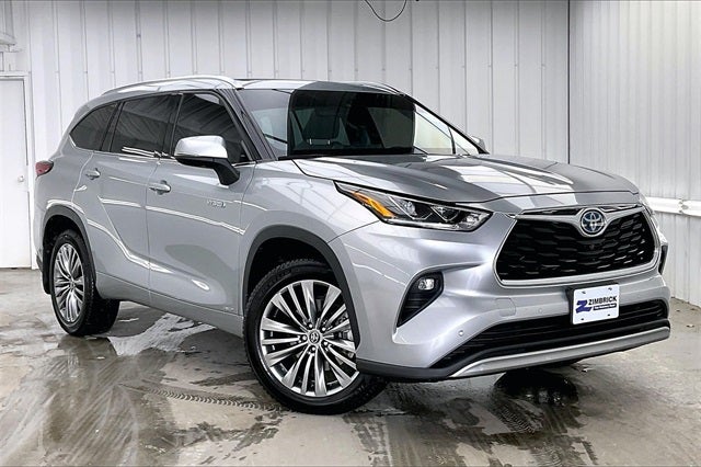 2021 Toyota Highlander Hybrid Platinum