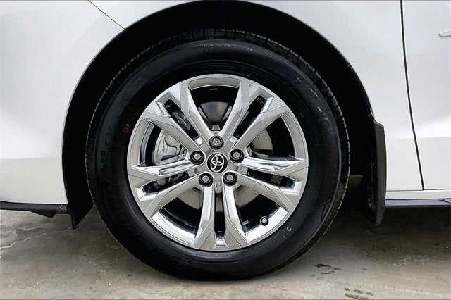 2022 Toyota Sienna Platinum 7 Passenger