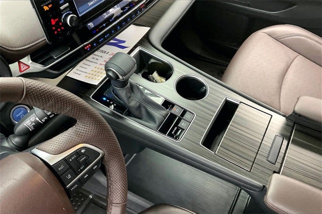 2022 Toyota Sienna Platinum 7 Passenger