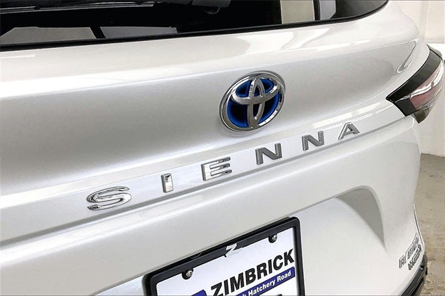 2022 Toyota Sienna Platinum 7 Passenger