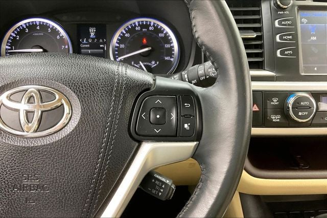 2016 Toyota Highlander XLE V6