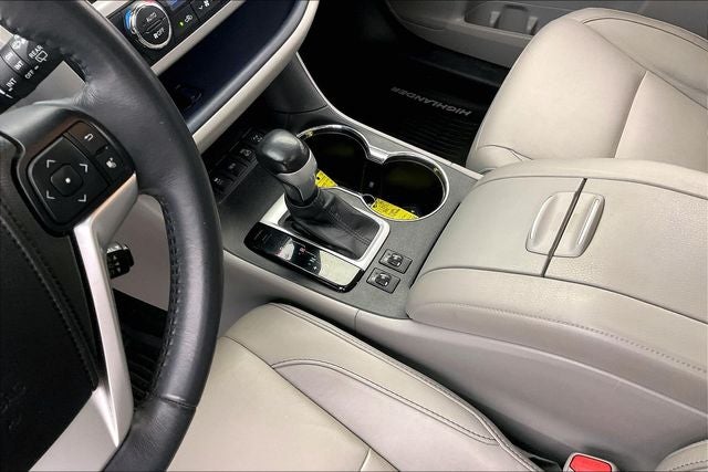 2015 Toyota Highlander XLE V6