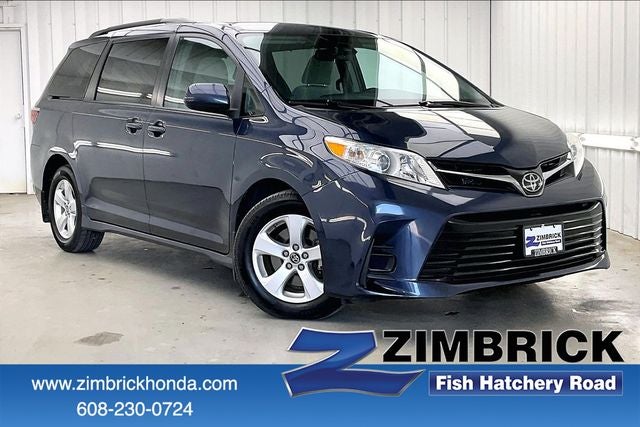2018 Toyota Sienna LE 8 Passenger