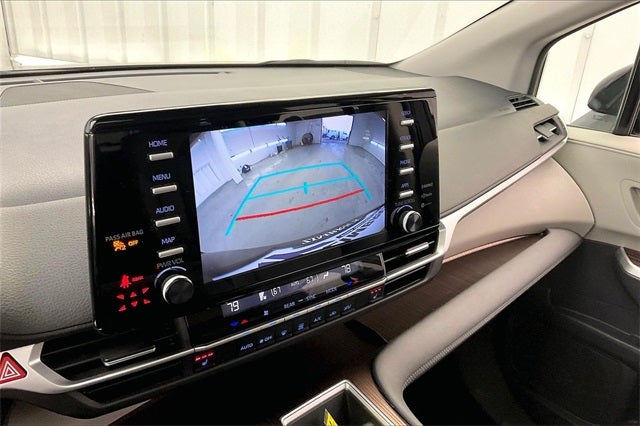 2023 Toyota Sienna XLE