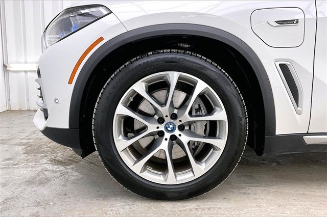 2023 BMW X5 xDrive45e