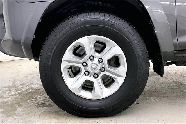 2021 Toyota 4Runner SR5