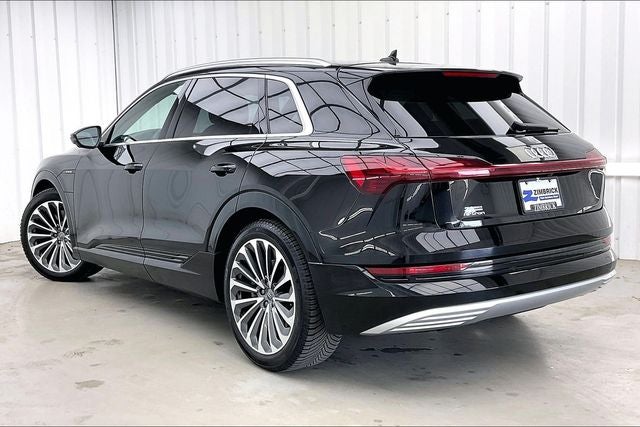 2019 Audi e-tron Prestige quattro