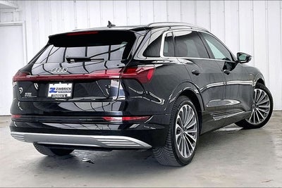 2019 Audi e-tron Prestige quattro