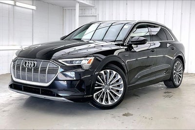 2019 Audi e-tron Prestige quattro