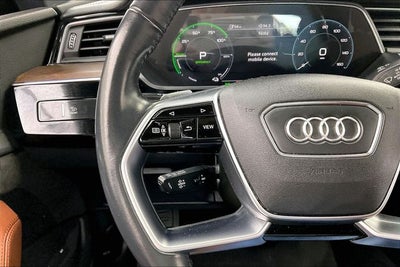2019 Audi e-tron Prestige quattro