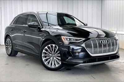 2019 Audi e-tron Prestige quattro