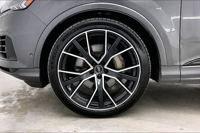 2021 Audi Q7 55 Prestige quattro