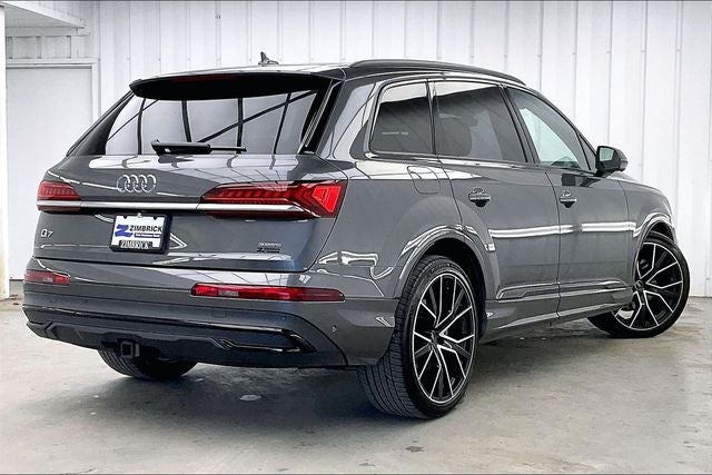 2021 Audi Q7 55 Prestige quattro