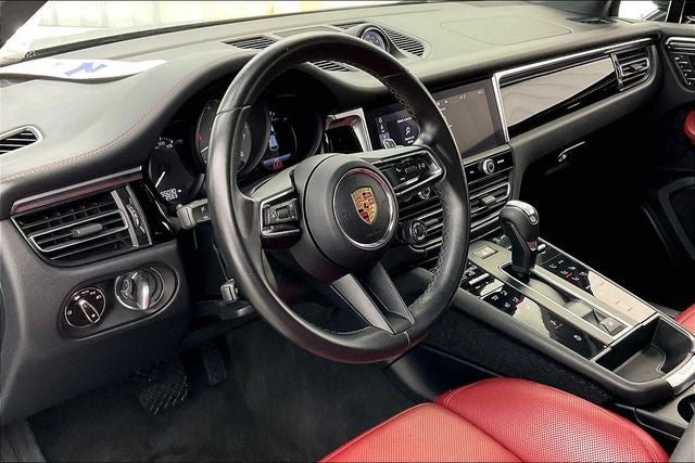 2022 Porsche Macan S
