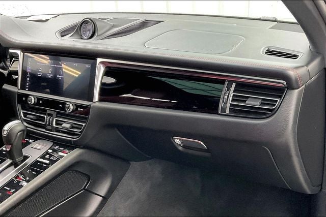 2022 Porsche Macan S