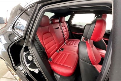 2022 Porsche Macan S
