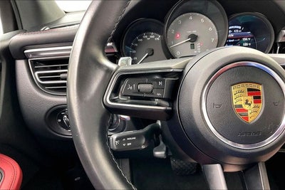 2022 Porsche Macan S